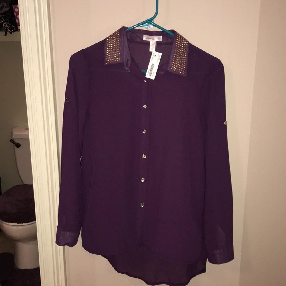 purple blouse